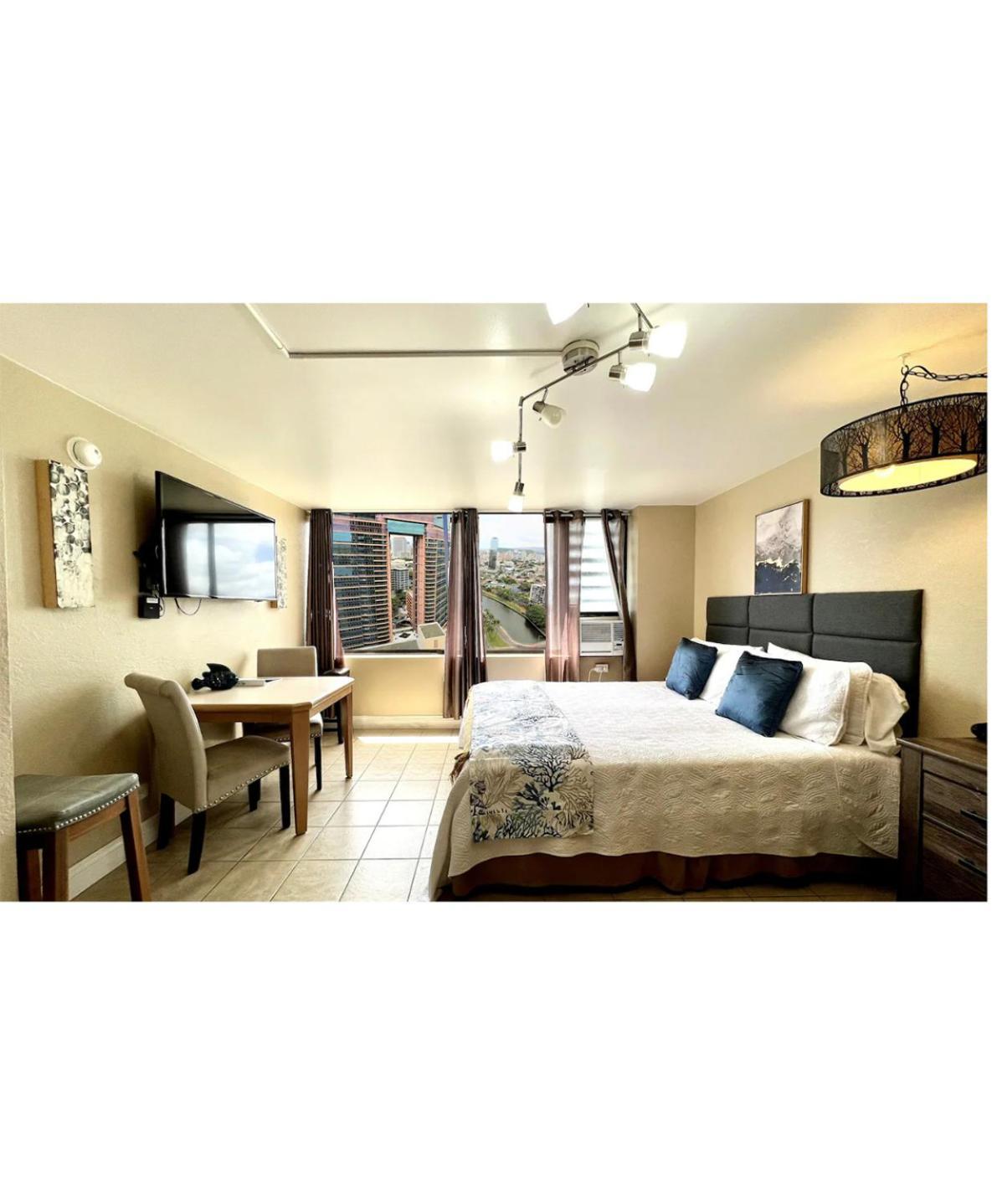 King Bed, Spacious, Legal, View Хонолулу Екстериор снимка